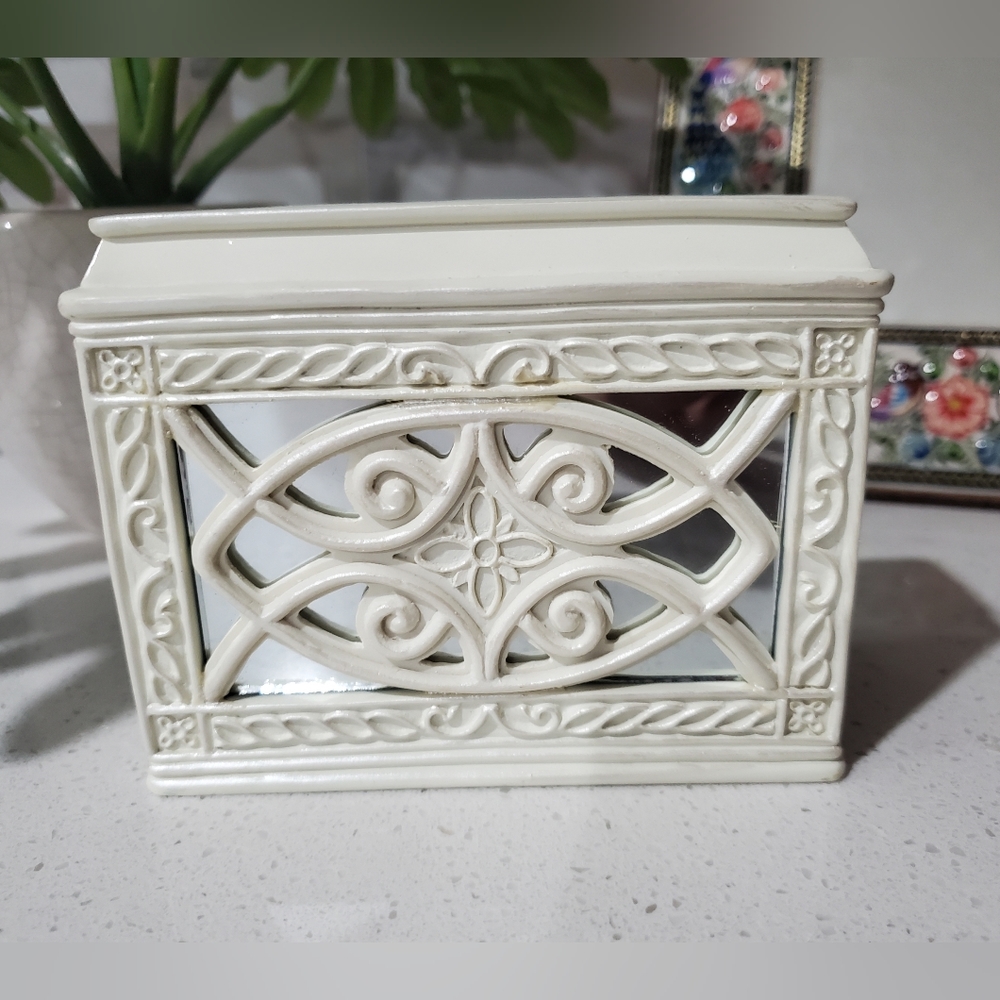 Elegant Toothbrush holders